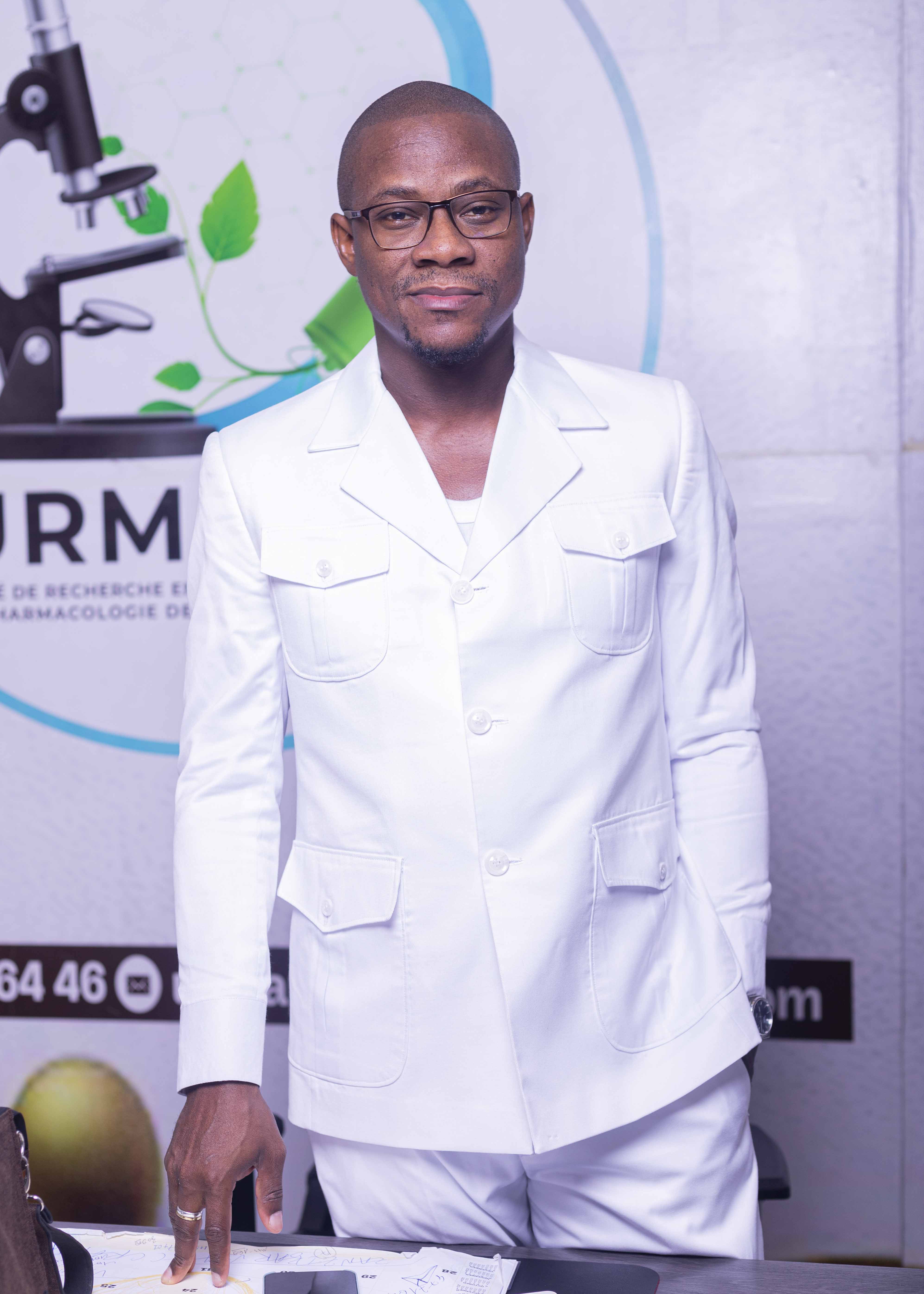 Dr (MC) Tamègnon Victorien DOUGNON